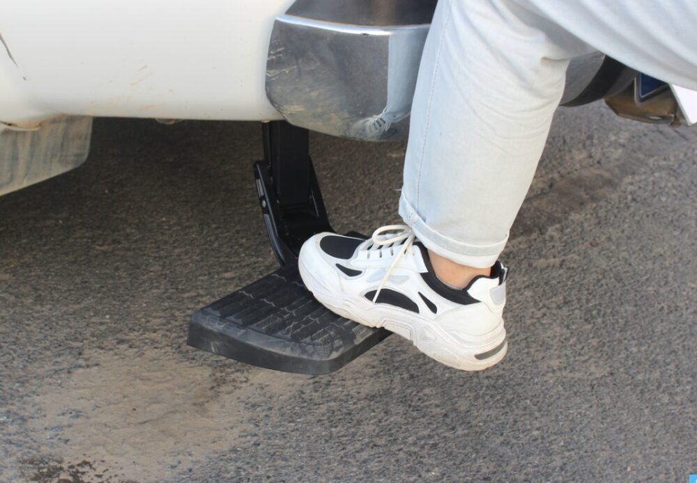 Pickup Truck rear step