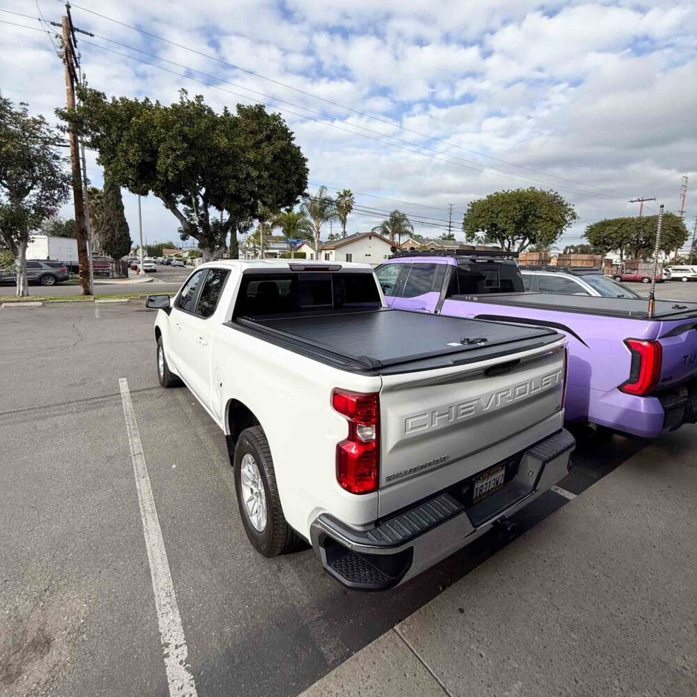 2025 Silverado 5.8ft Short Bed Retractable Tonneau Cover