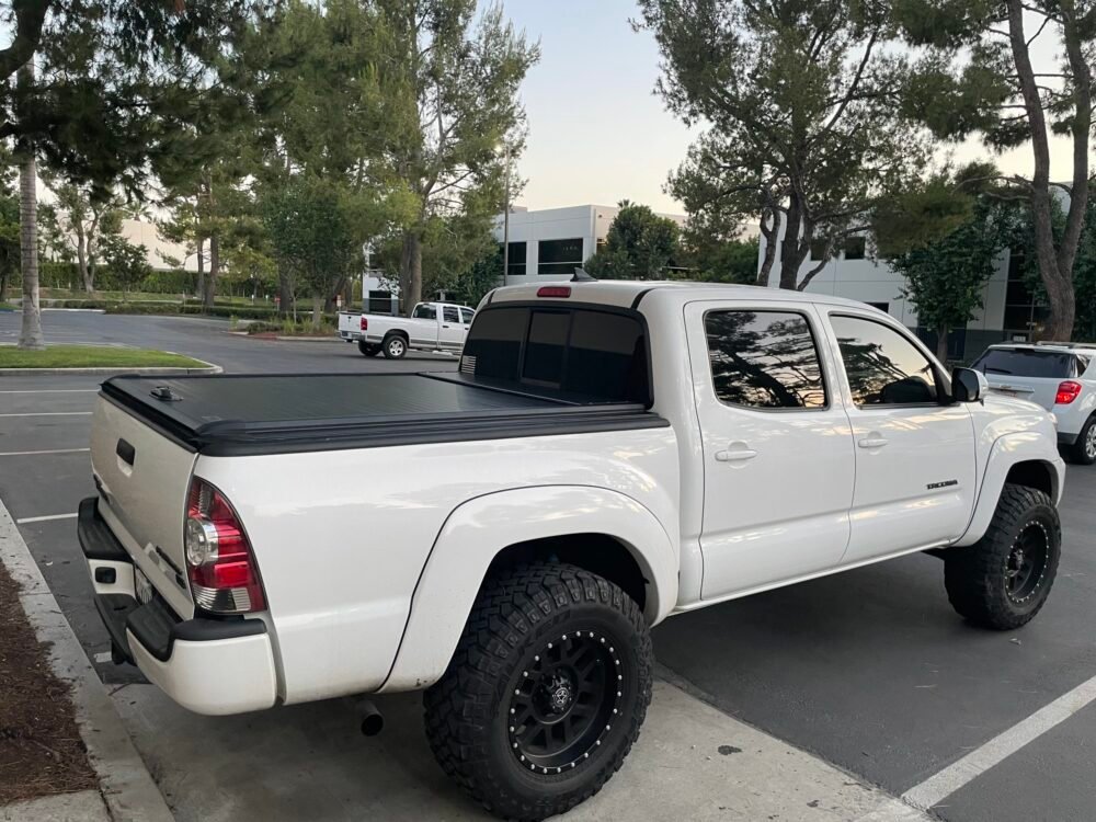 Toyota Tacoma Retractable cover