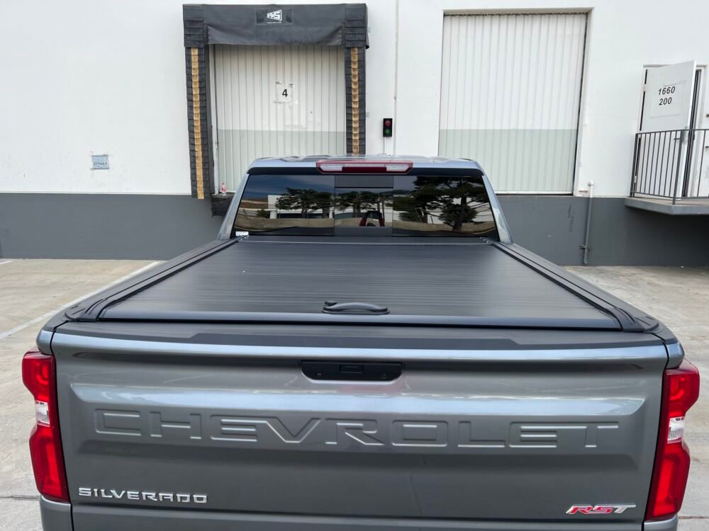 Chevrolet Silverado Pickup Cover