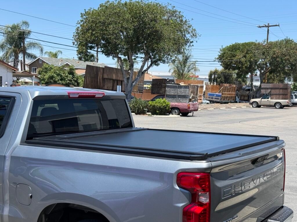 Silverado Short Bed Power Retractable Bed Cover