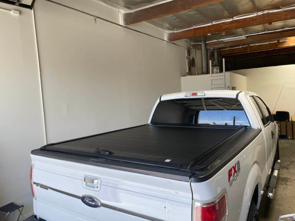Older Ford F-150 Aluminum Bed Cover-1