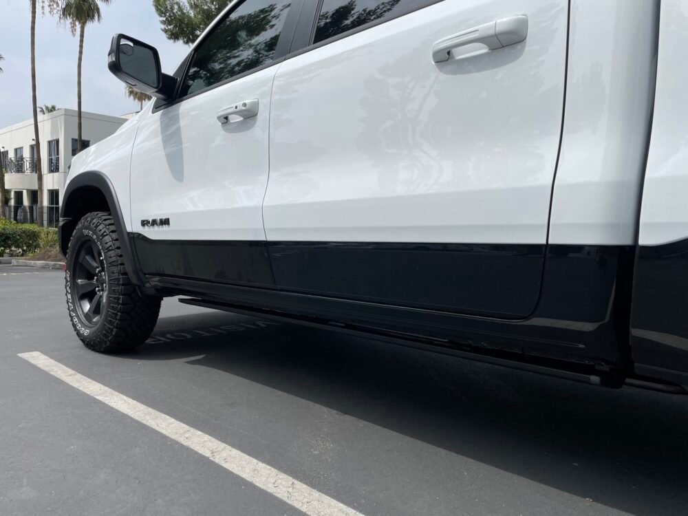2019-2025 Dodge Ram Electric Side Step