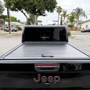 Jeep Gladiator Retractable Bed Cover