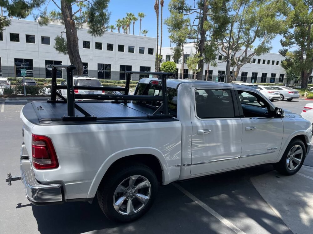 Retractable Cover with Rack