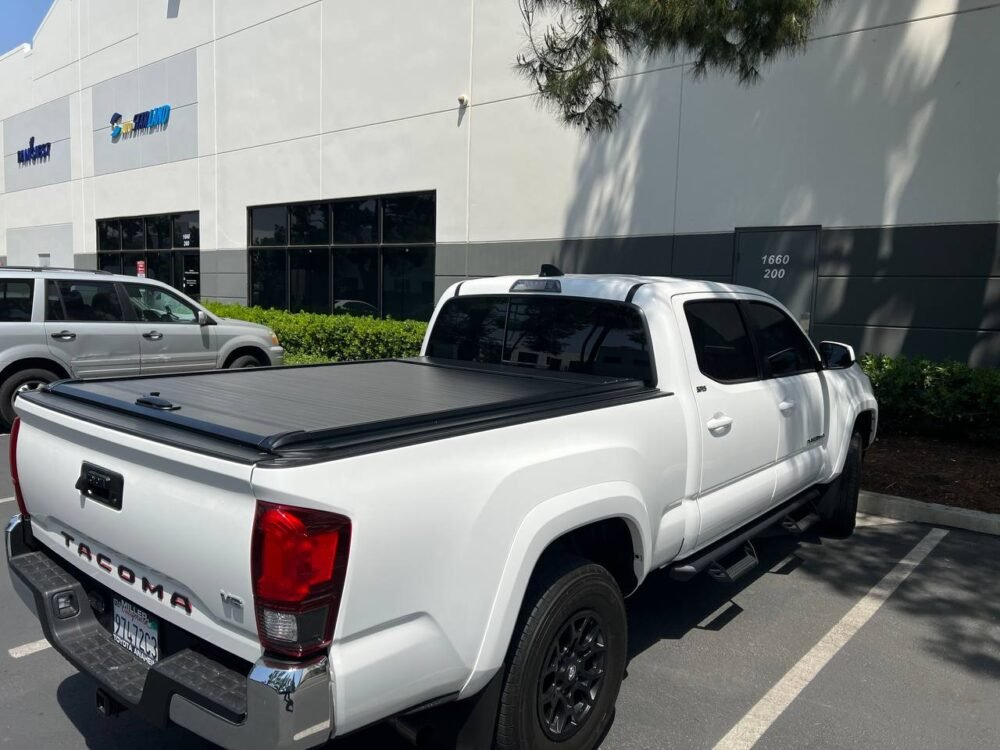 Toyota Tacoma Retractable Cover