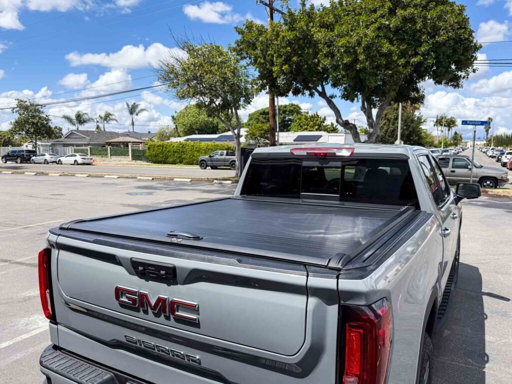 2025 GMC Sierra Retractable Bed Cover