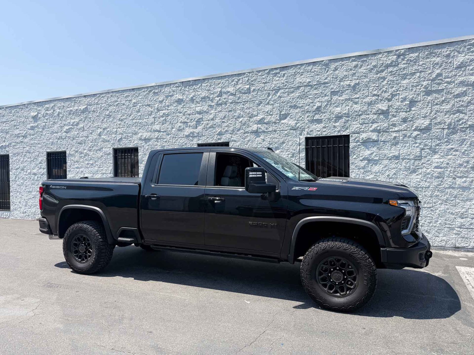 Silverado 2500 HD 6.9ft Retractable Bed Cover