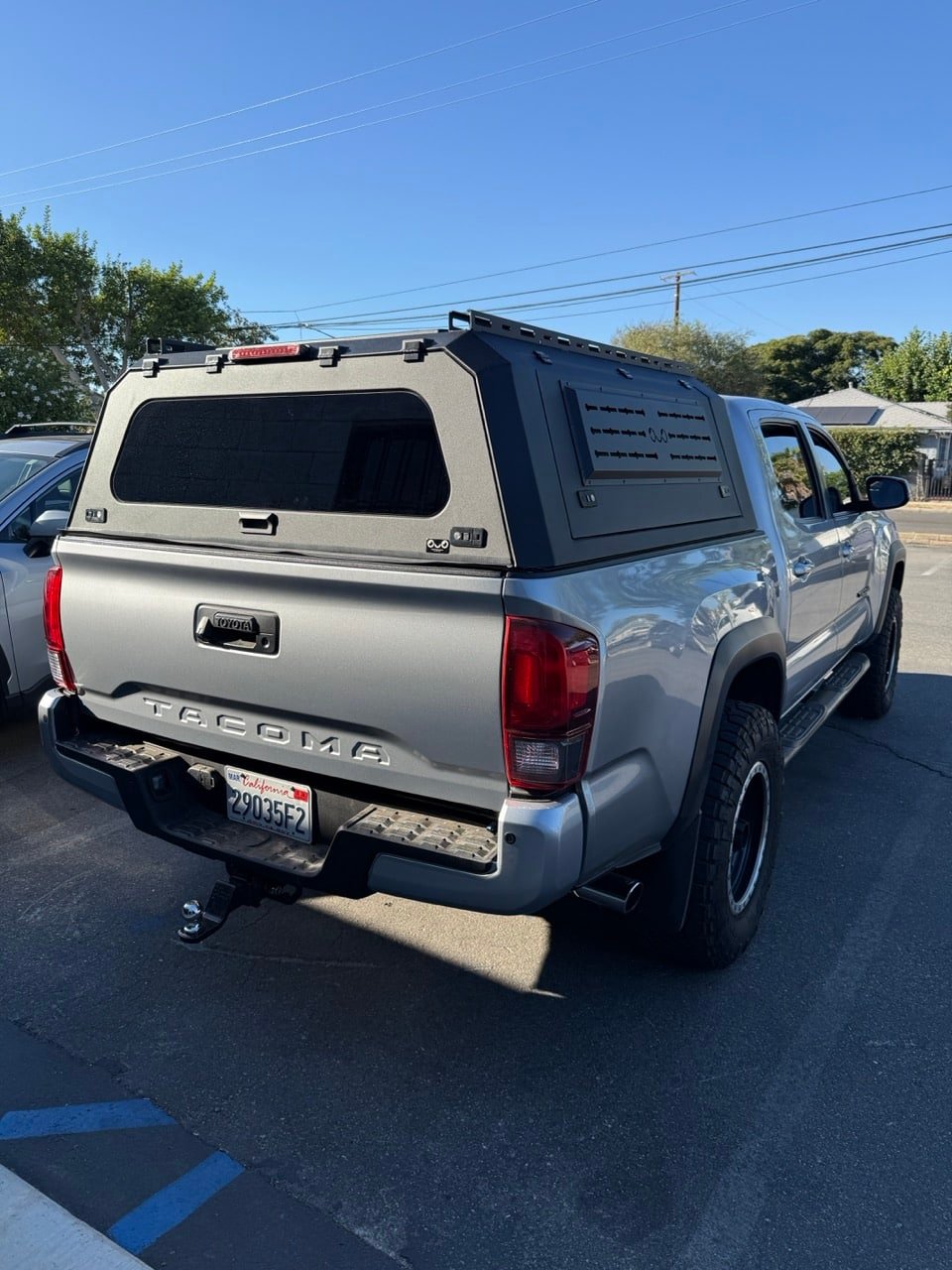 2016 - 2023 Tacoma 5ft Short Bed Camper Shell