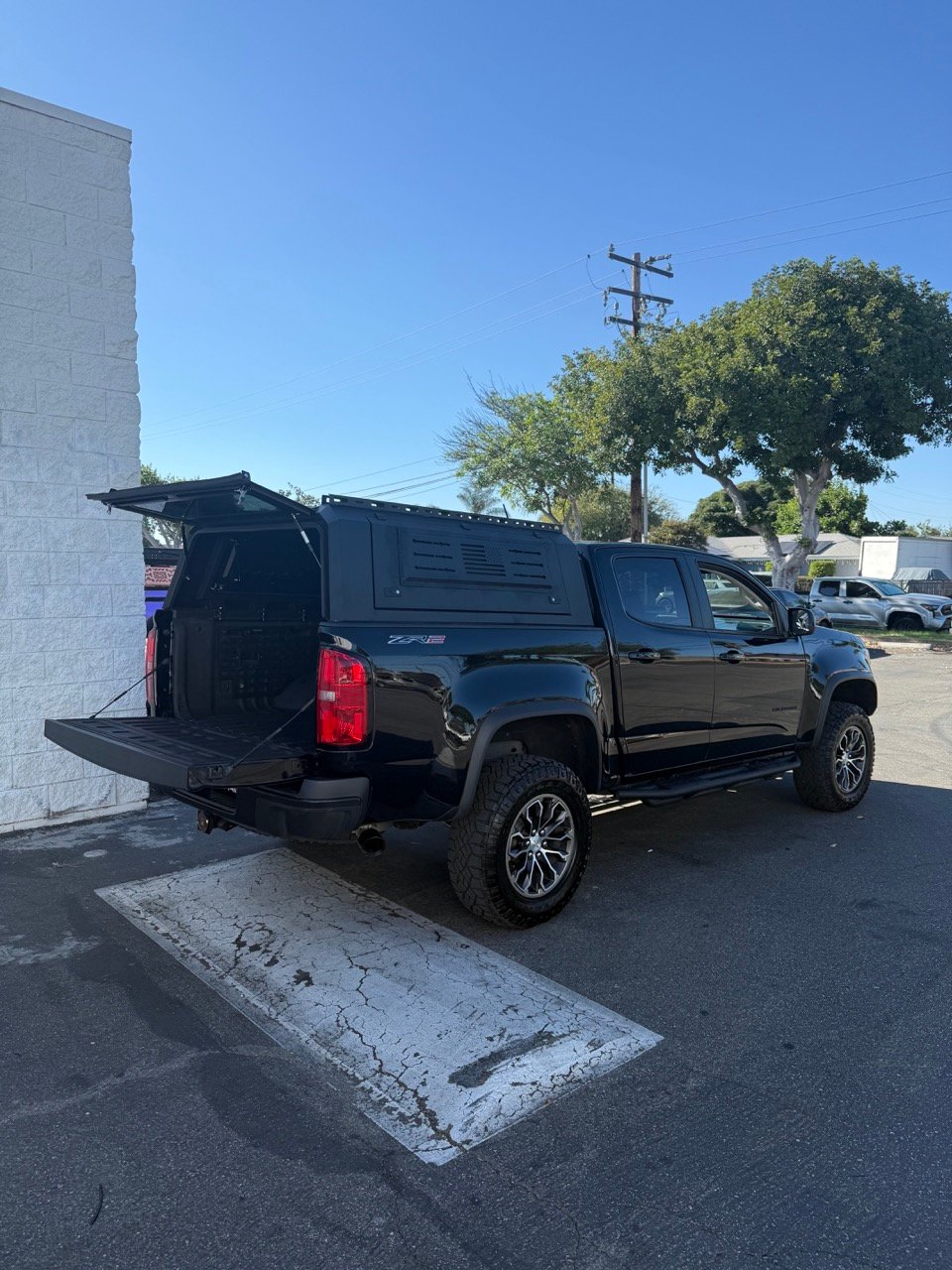 Colorado Short Bed Camper Shell