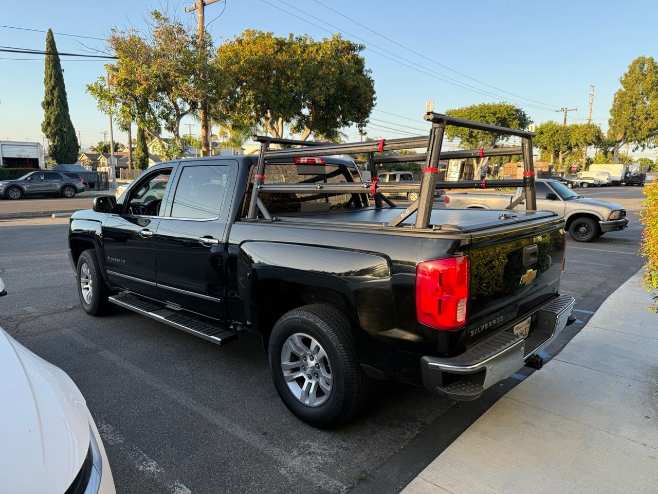 Silverado 1500 Bed Cover & Rack