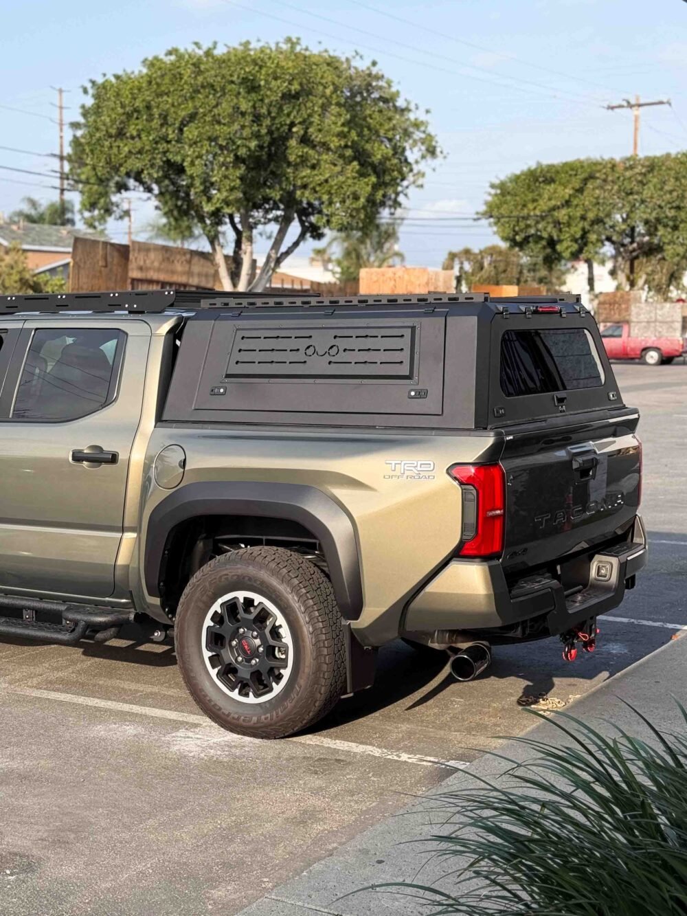Tacoma 5ft Camper Shell