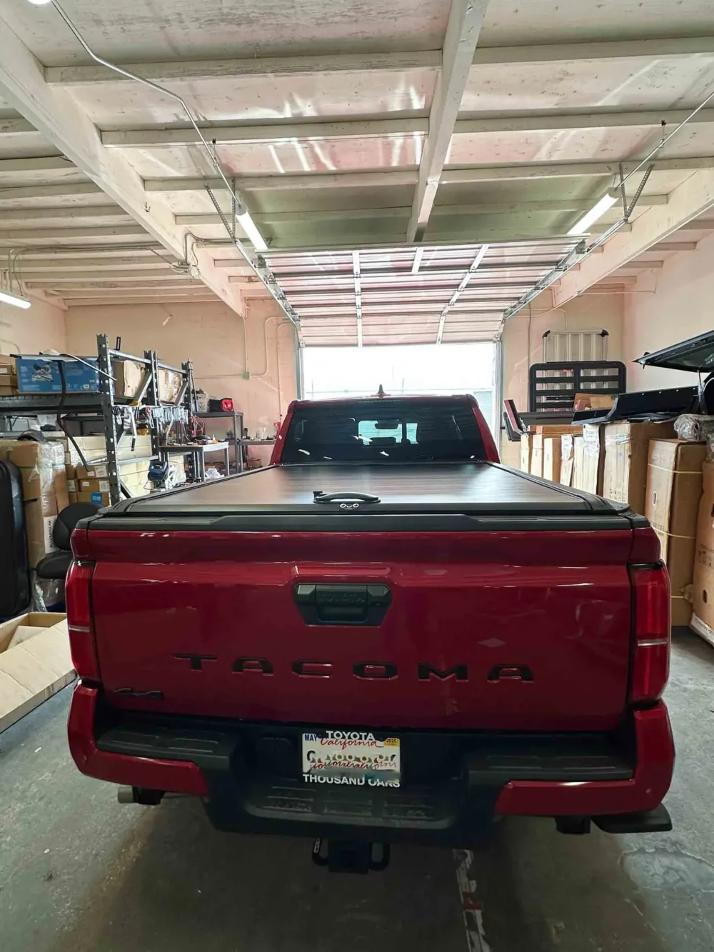 2024-2025 Toyota Tacoma 6ft Retractable Cover