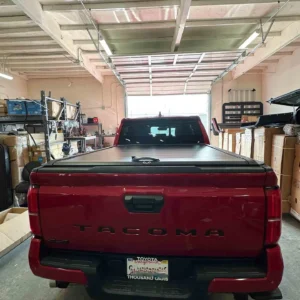 2024-2025 Toyota Tacoma 6ft Retractable Cover