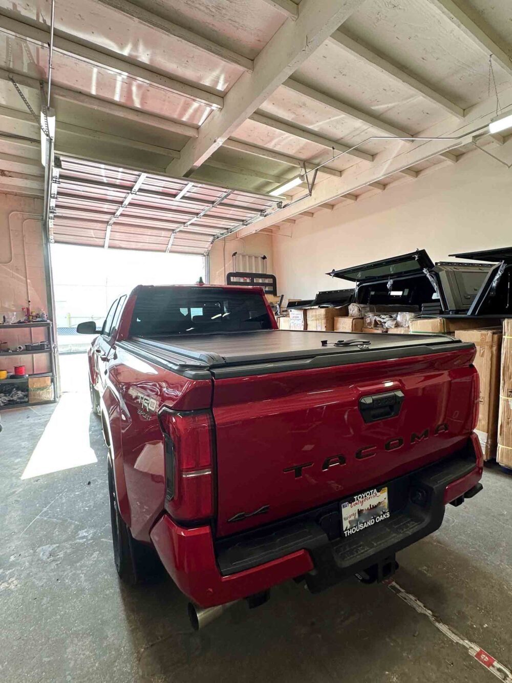 2024-2025 Toyota Tacoma 6ft Retractable Cover