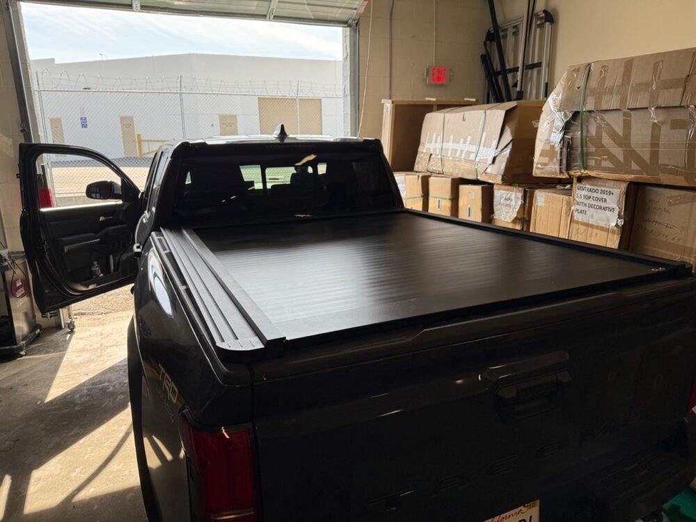 Toyota Tacoma 6ft Solar Powered Retractable Cover