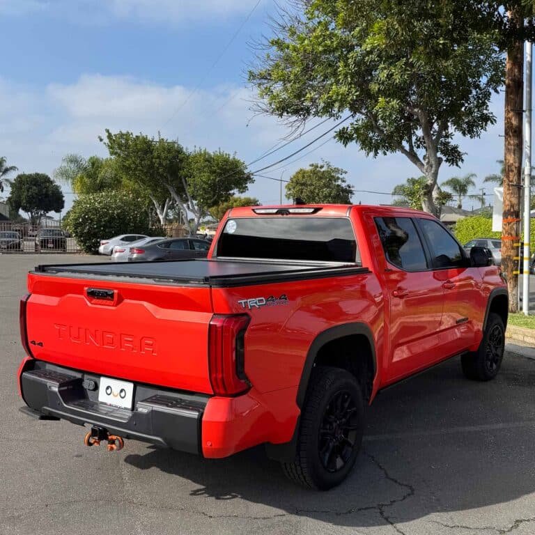 Tundra 5.5ft Power Retractable Bed Cover-6277