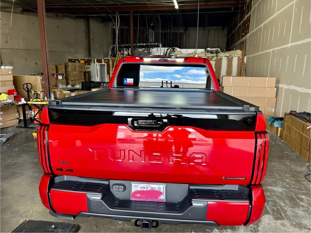 Tundra 5.5ft Power Retractable Bed Cover