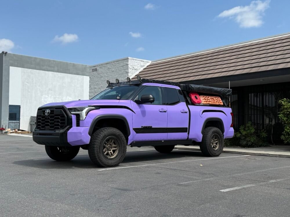 Tundra 6.5 Retractable Side Step Closed Full Truck