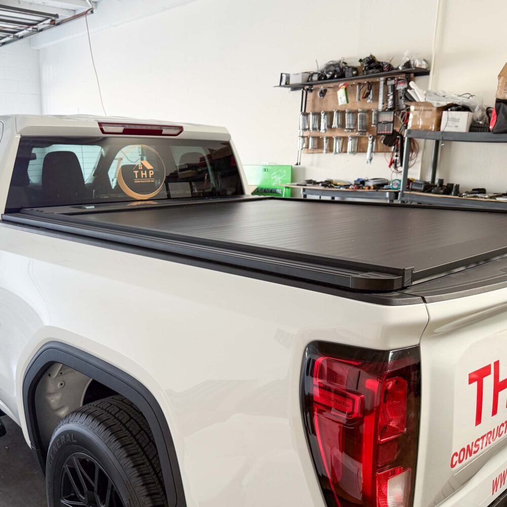 2025 GMC Sierra Power Retractable Cover