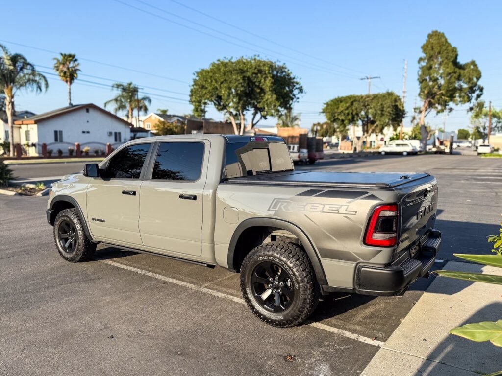 Dodge Ram Short Bed with the OuO Retractable Bed Cover
