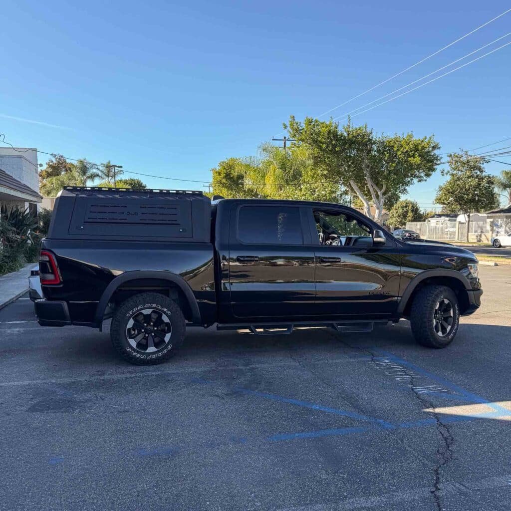 OuO Camper Shell for Dodge Ram 1500 5.7ft