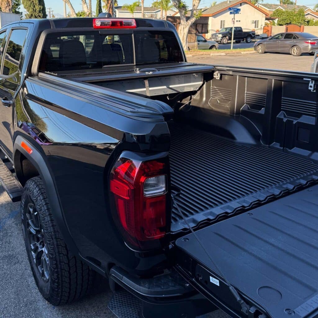 GMC Canyon Retractable Bed Cover-5176
