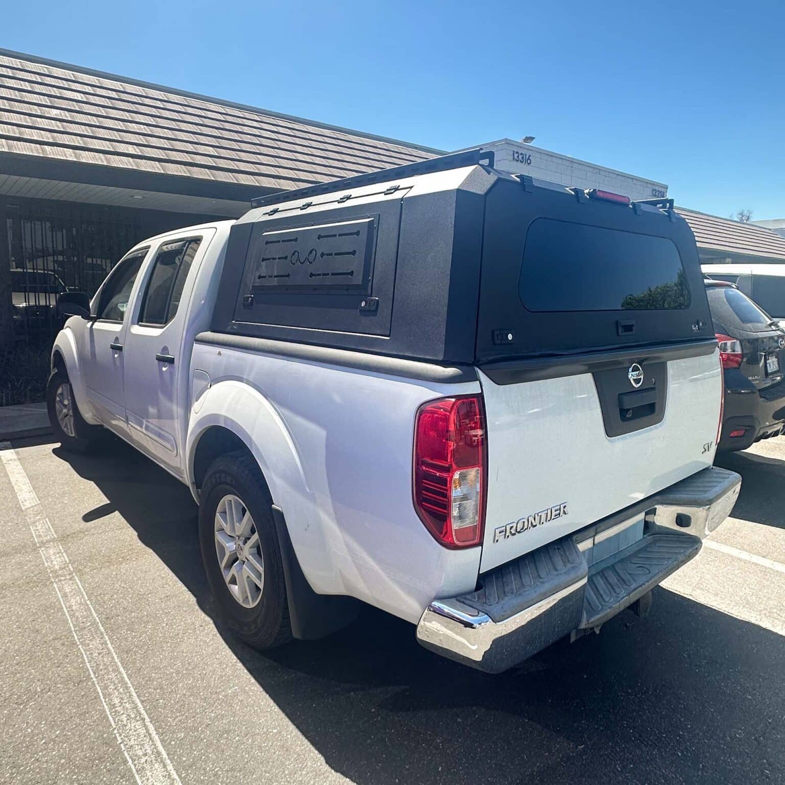 Camper Shell For Nissan Hardbodynull