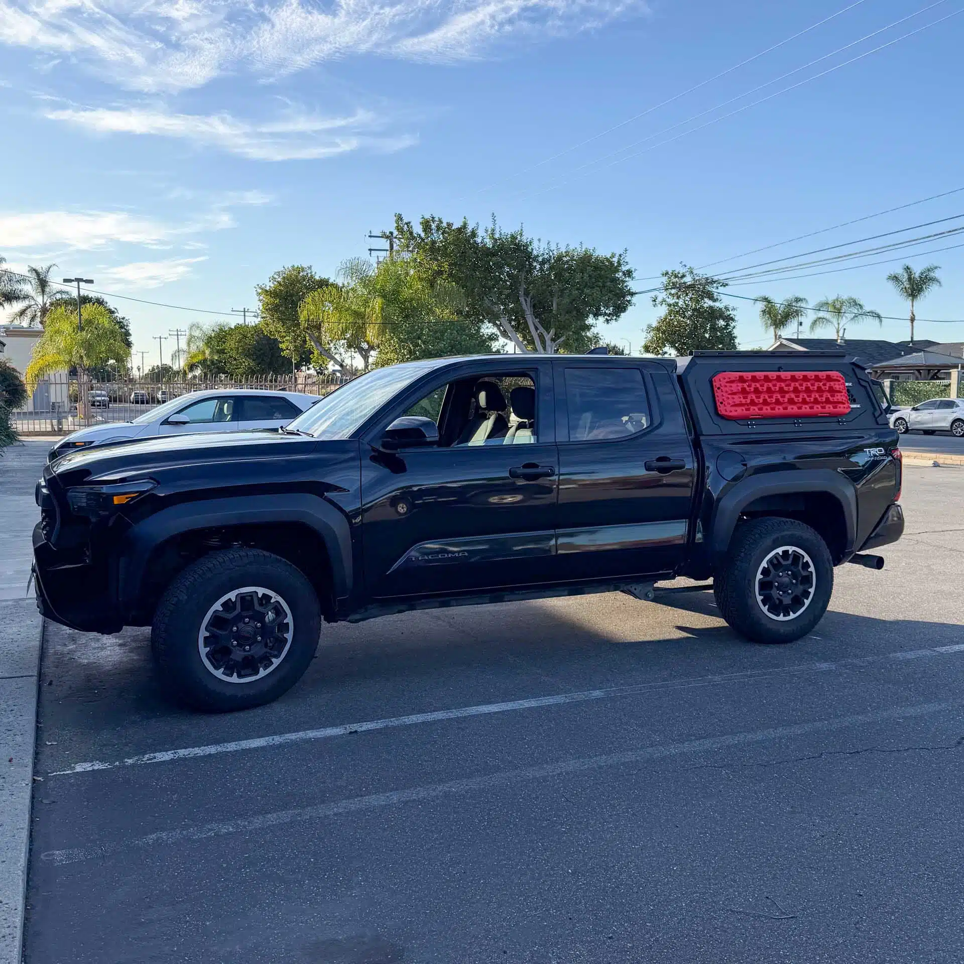 OuO Camper Shell V2 for 24+ Tacoma 5ft